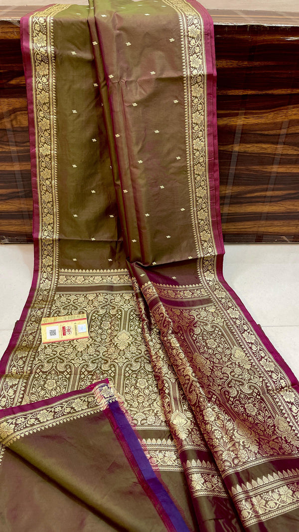 Pure Kanjivaram Silk Hand weaved saree With Blouse. ( length- 6.5 meter )