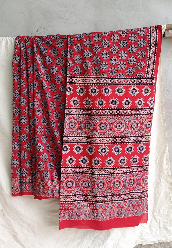 Pure Mul Cotton Saree With Azrak Print With Blouse.