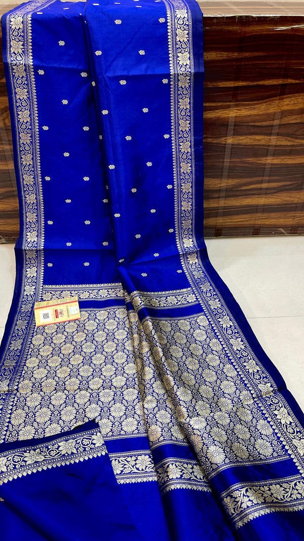 Pure Kanjivaram Silk Hand weaved saree With Blouse. ( length- 6.5 meter )