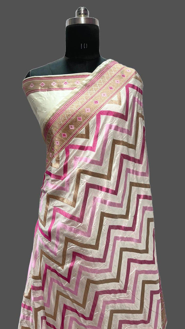 Pure Banarasi Handloom Katan Silk Zari Saree With Blouse.