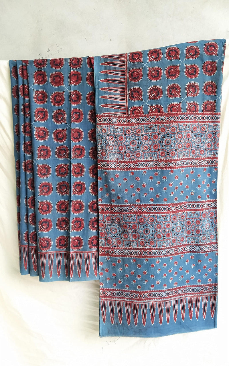 Pure Mul Cotton Saree With Azrak Print With Blouse.