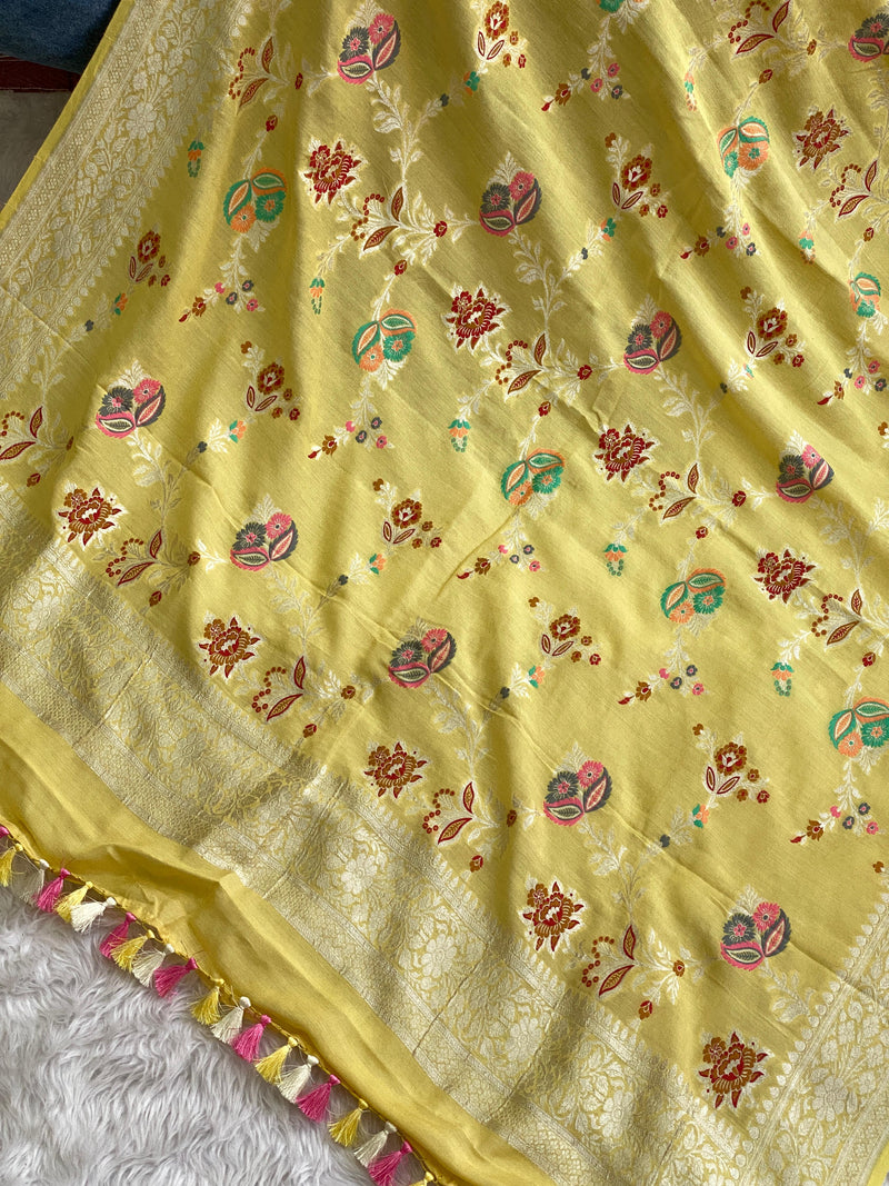 Pure Khaddi Gerogette Weaved Unstitched Suit With Pure Munga Silk Tilfi Zari Weaved Dupatta.