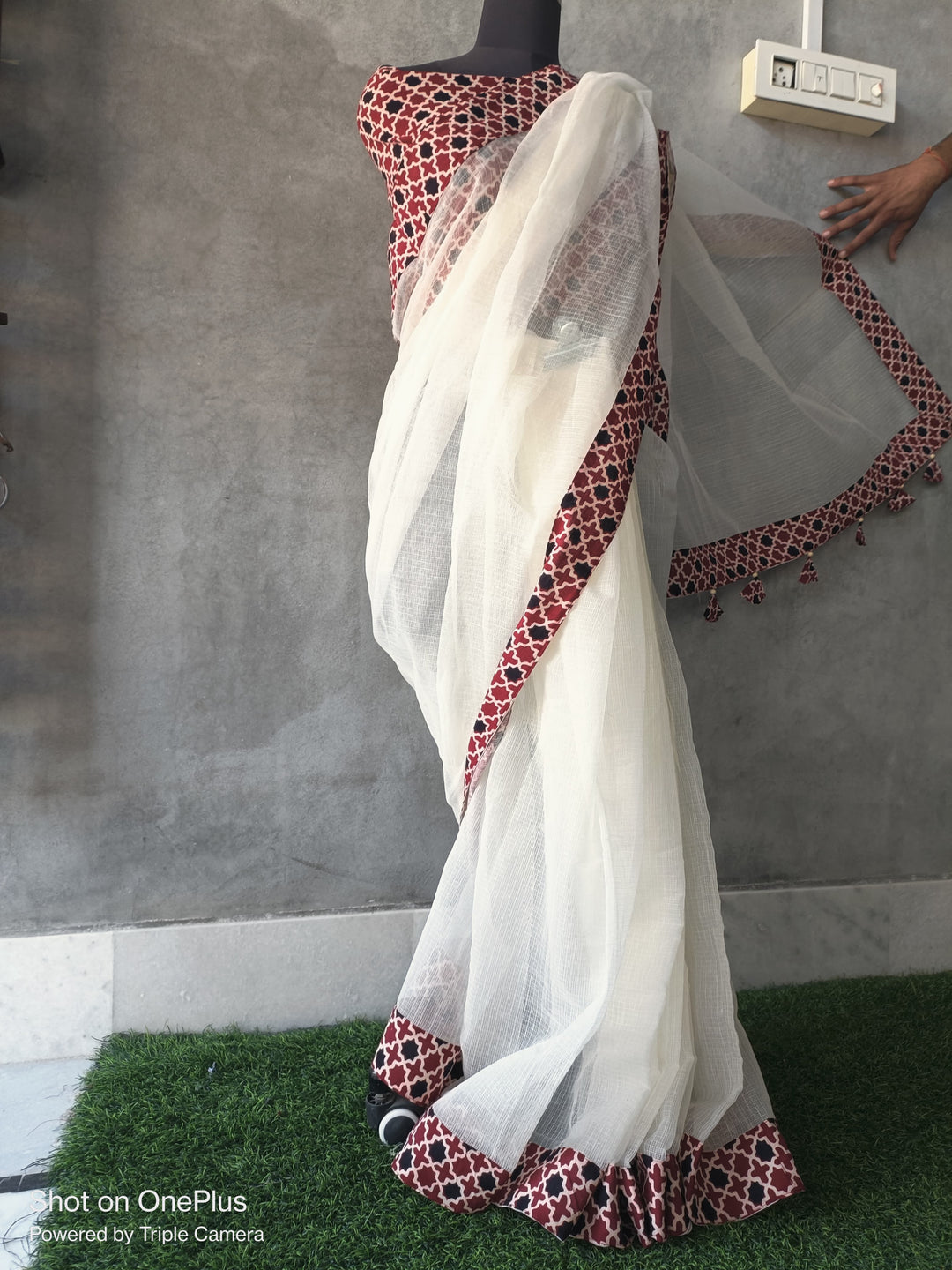 Pure Kota Doriya Saree with Azrakh border and blouse