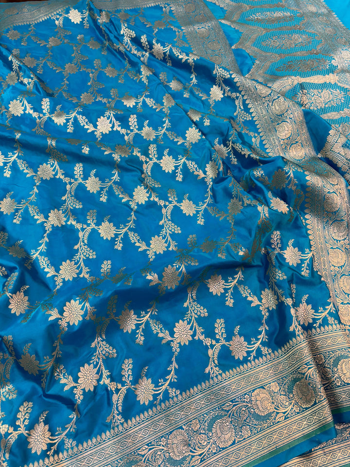 Pure Banarasi Mashru Silk Saree With Zari work