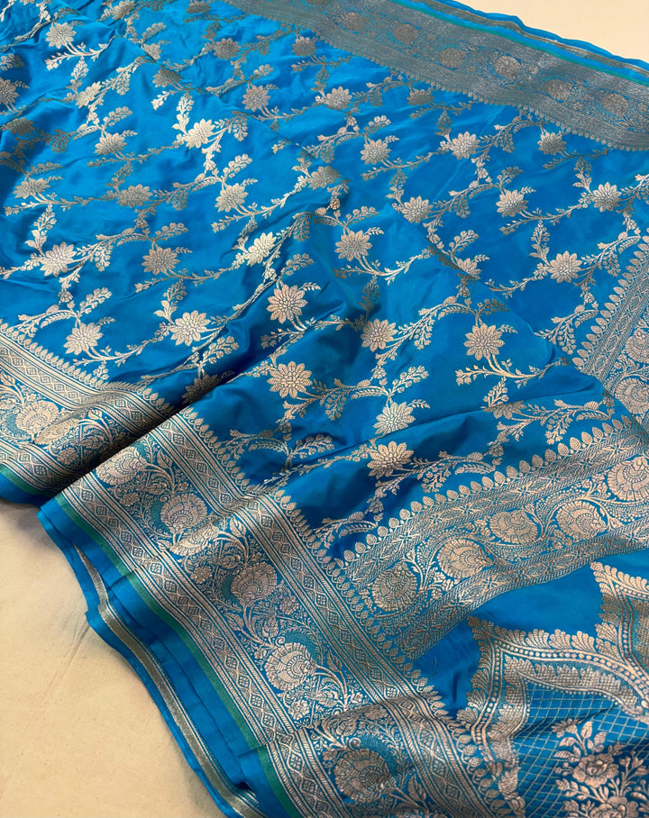 Pure Banarasi Mashru Silk Saree With Zari work