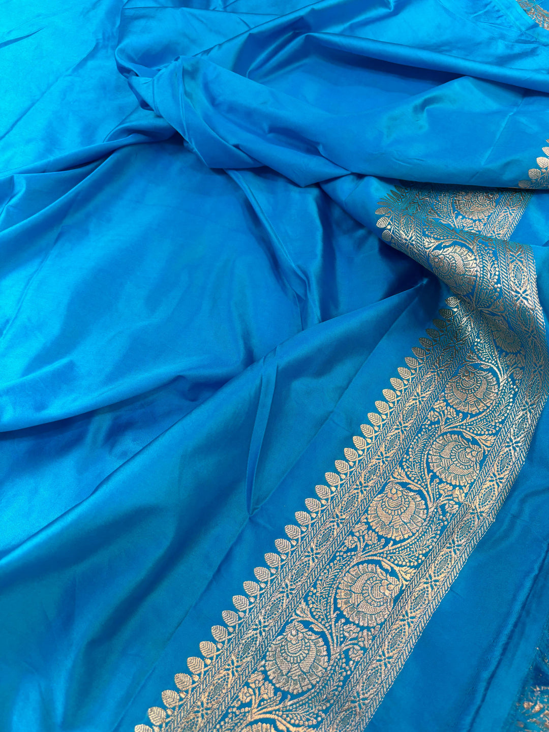 Pure Banarasi Mashru Silk Saree With Zari work