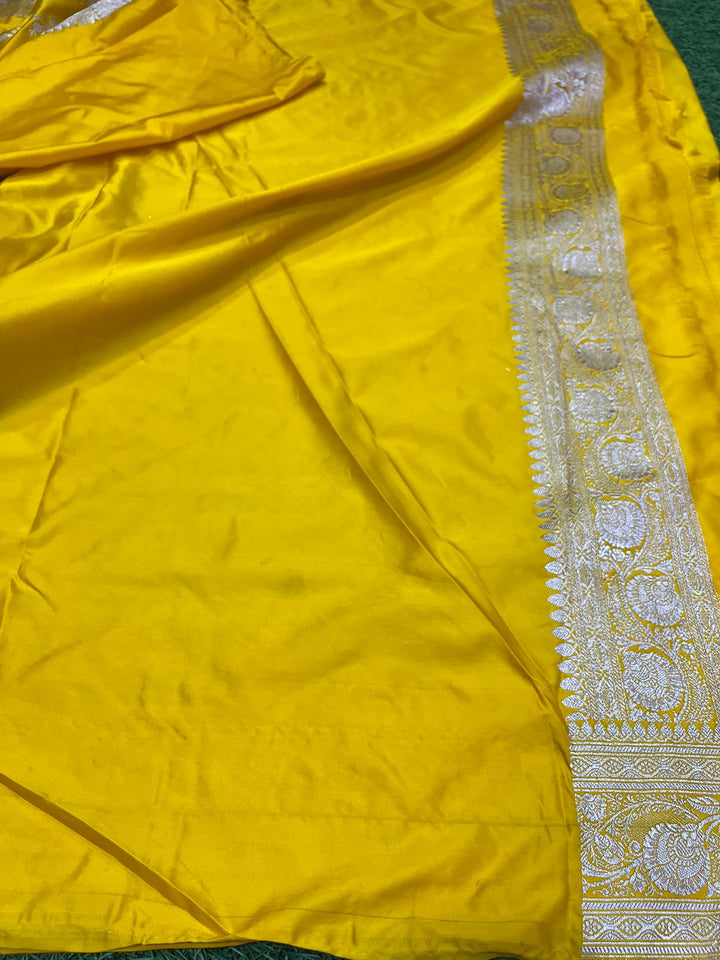 Pure Banarasi Mashru Silk Saree With Zari work