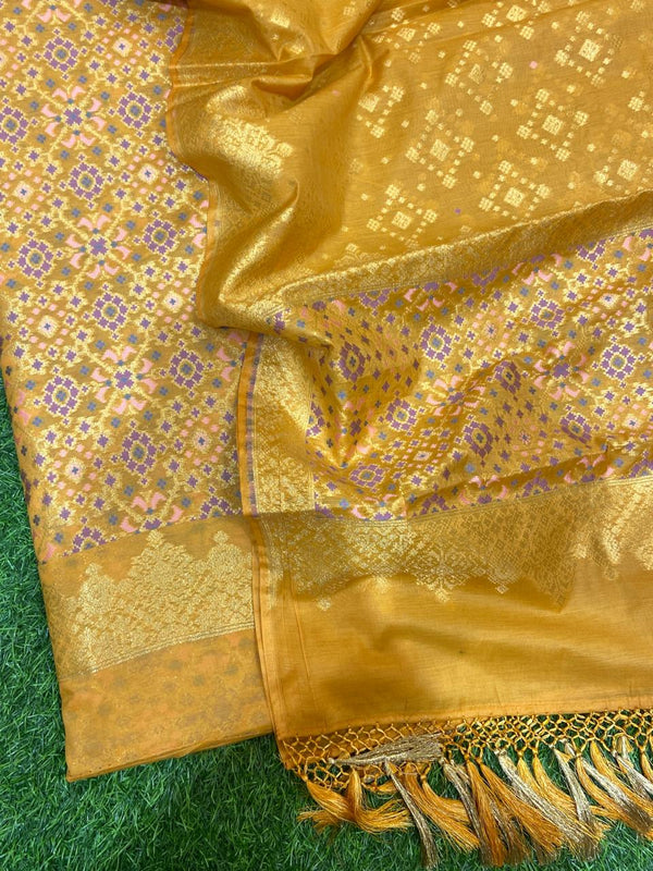 Pure Banarasi Patola Weaved Unstitched Suit with Beautiful Zari Work