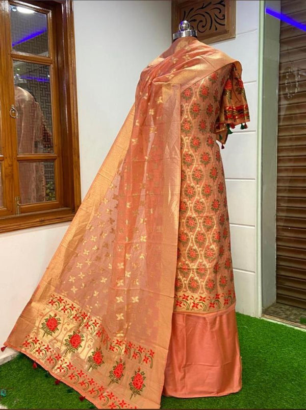 Banarasi Cotton Jamdani weaved Suit With Zari Weaving.