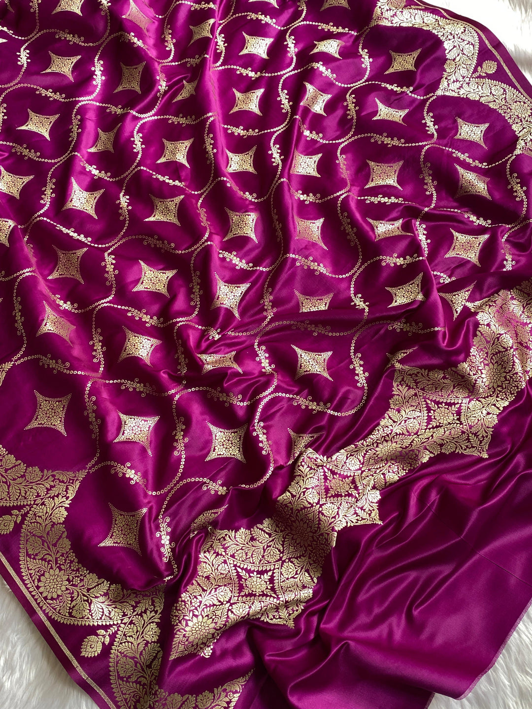 Pure Handloom Banarasi Mashru Silk Unstitched Suit