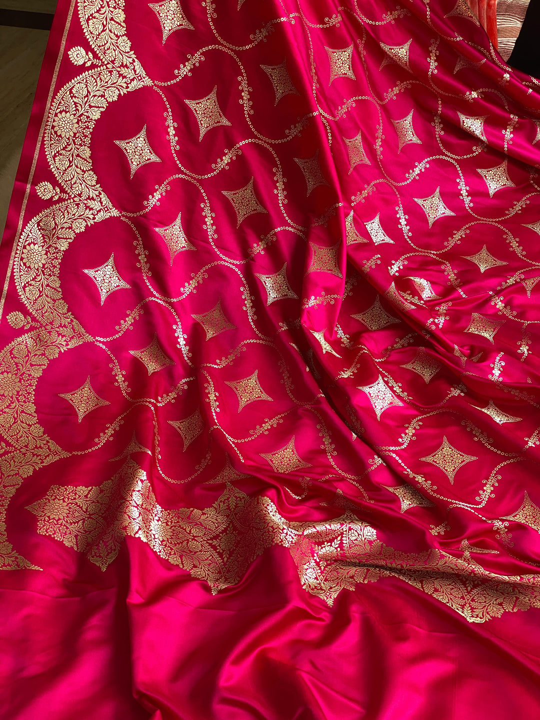 Pure Handloom Banarasi Mashru Silk Unstitched Suit