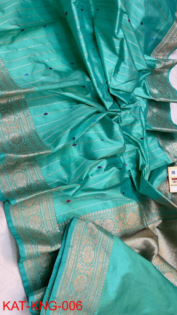 Pure Kanjivaram Silk Hand weaved saree With Blouse.