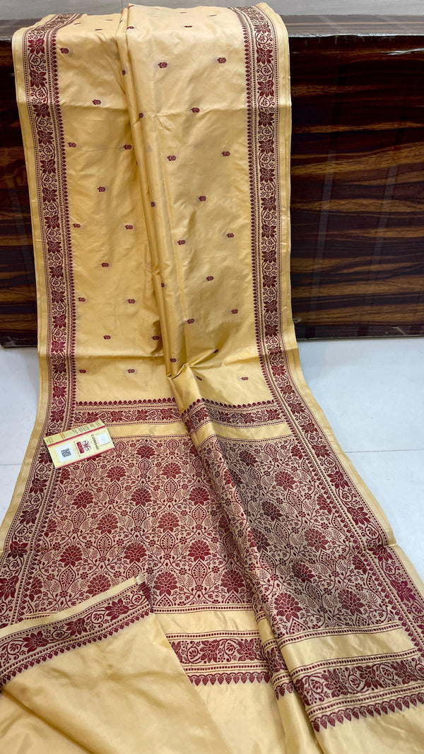 Pure Kanjivaram Silk Hand weaved saree With Blouse. ( length- 6.5 meter )