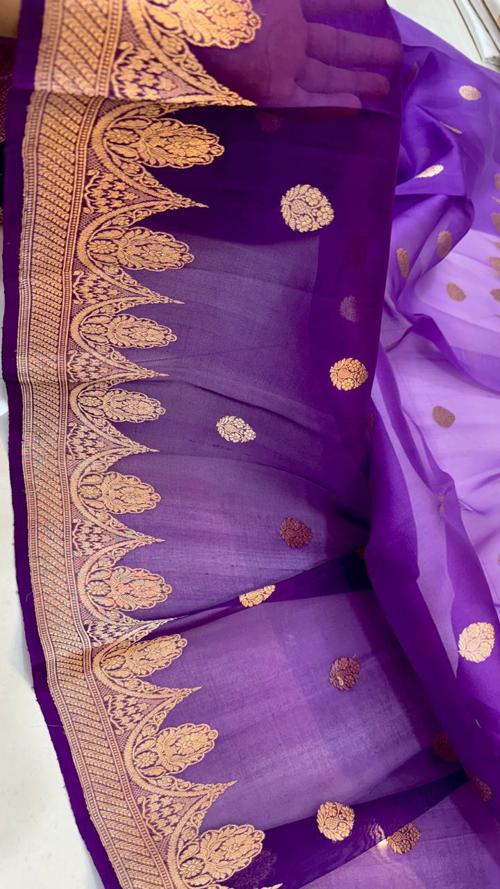 Pure Banarasi Kora Organza Silk Handwoven Zari Work Saree With Silk Mark Certificate ( Length- 6.3 Meter )