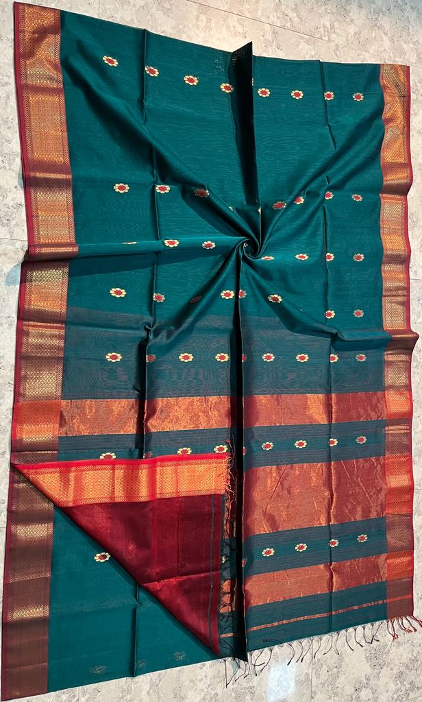 Handloom Maheshwari Silk Saree With Blouse.