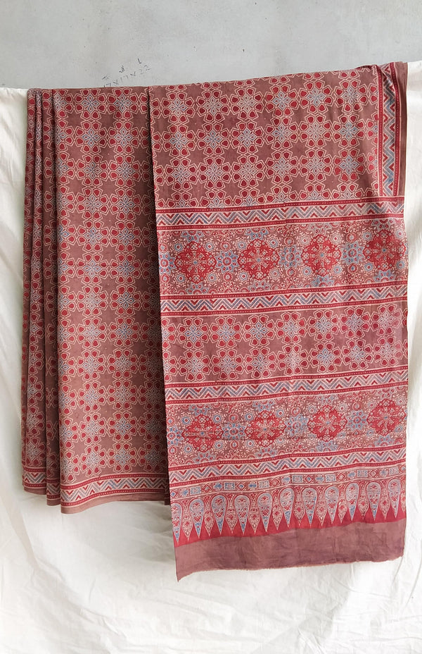 Pure Mul Cotton Saree With Azrak Print With Blouse.