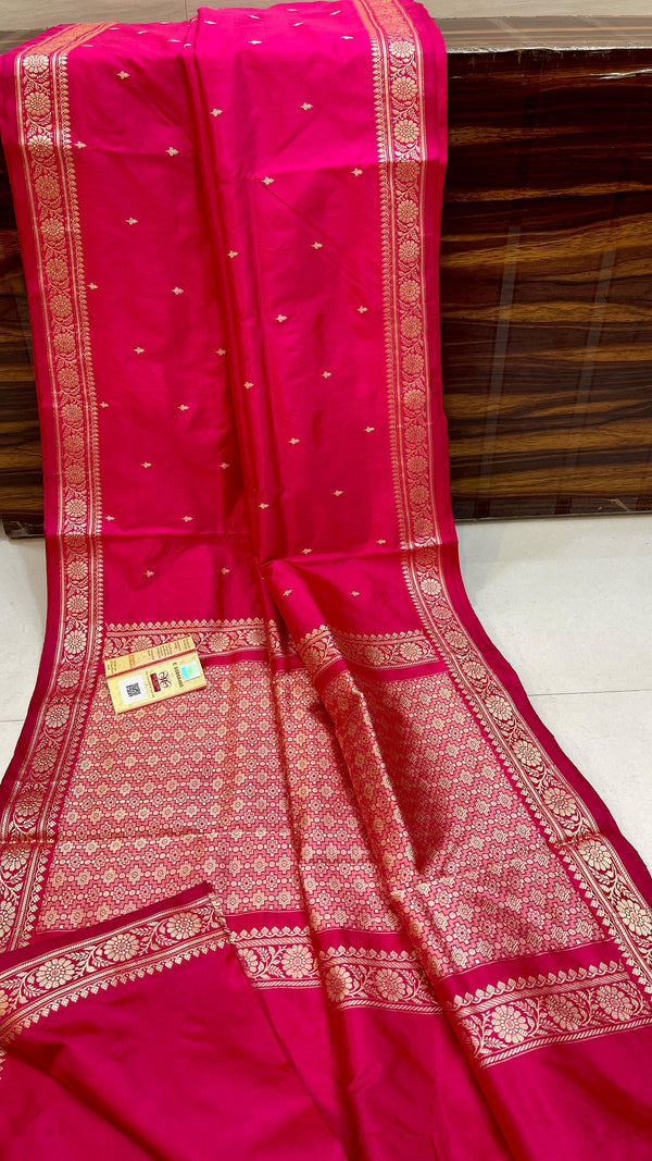 Pure Kanjivaram Silk Hand weaved saree With Blouse. ( length- 6.5 meter )