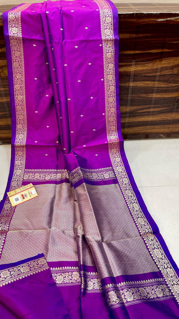 Pure Kanjivaram Silk Hand weaved saree With Blouse. ( length- 6.5 meter )