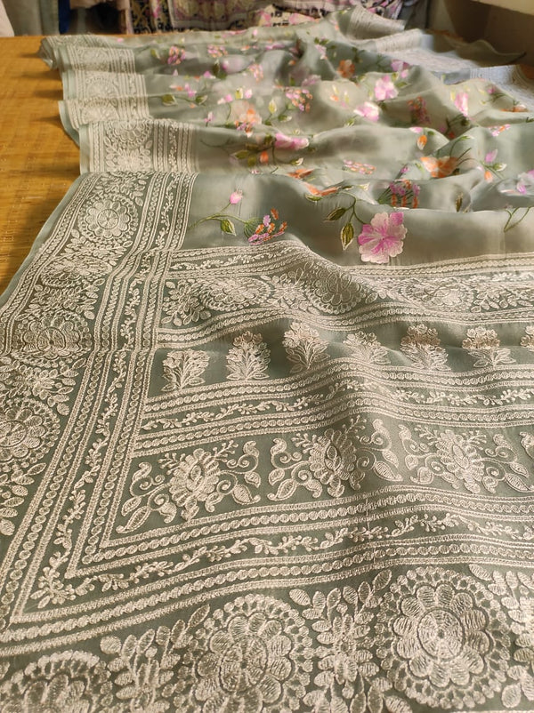 Pure Organza Silk Saree Multi Floral Jaal Work With Heavy Chikankari Pallu .