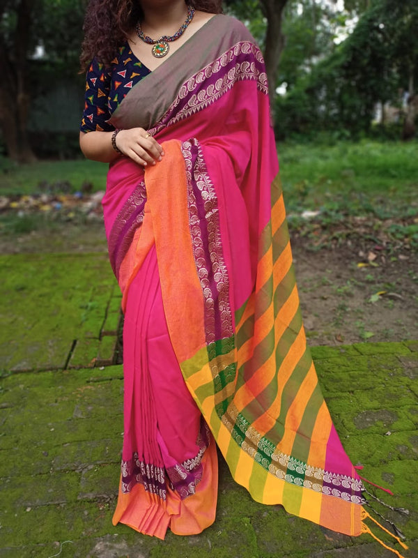 Pure Cotton Jacquard Border Contrast Pallu Saree With Blouse