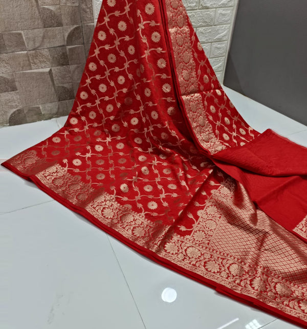 Semi Georgette Zari Work Saree With Blouse. ( length- 6.3 meter )