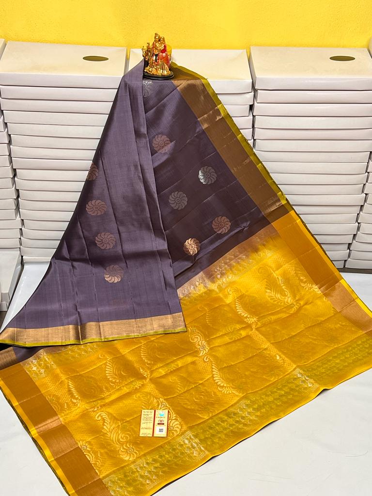 Pure Handloom Kanchipuram Saree With Silk Mark