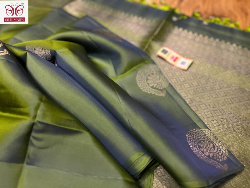 Pure Handloom Kanchipuram Saree With Silk Mark