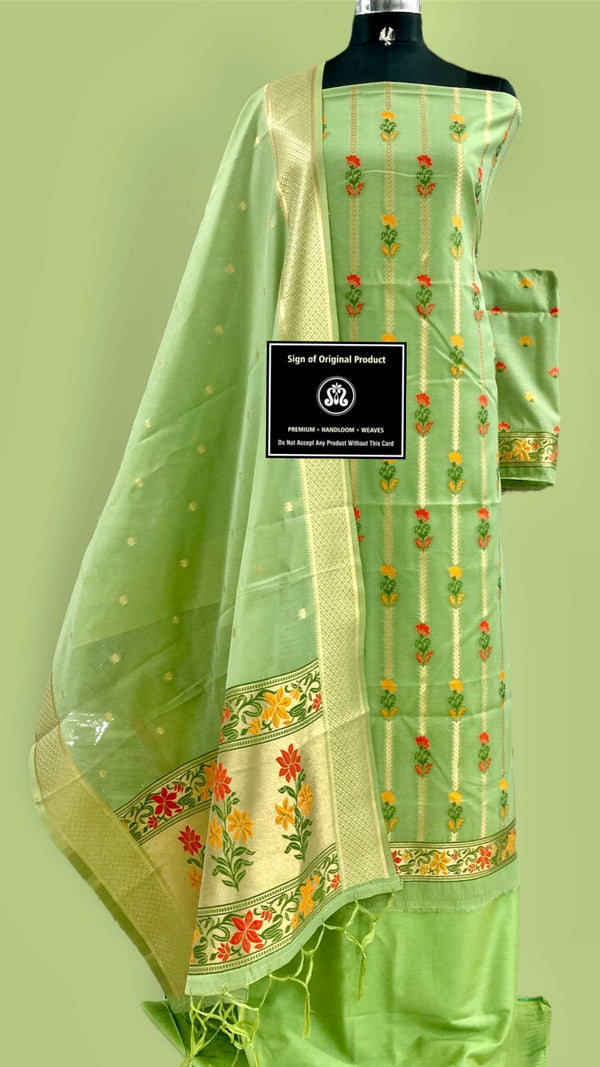 Banarasi Cotton Jamdani weaved Suit With Zari Weaving.